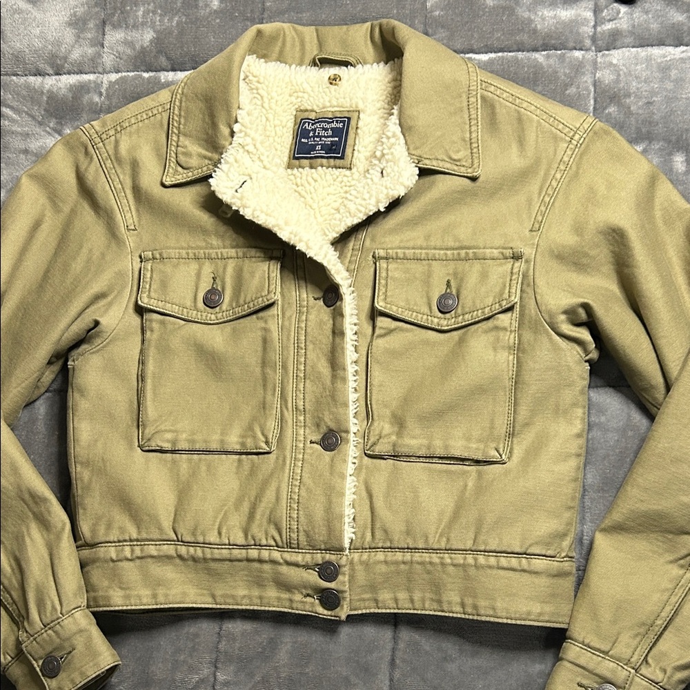 Abercrombie & Fitch Khaki/Olive green Sherpa Utility Jacket
